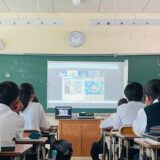 葉山中学校で中学二年生向けに国語の授業を行いました