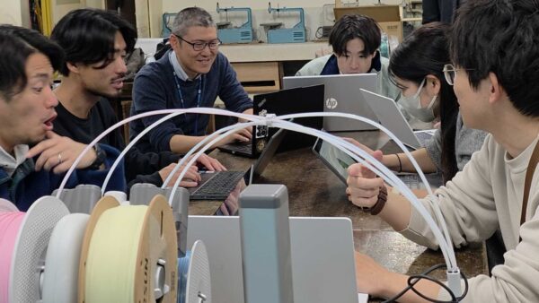 葉山町立葉山小学校にて教員向けデジタルものづくり研修を実施しました